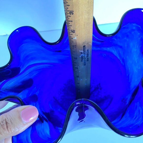 Mduca Cobalt Blue Art Glass Handkerchief Ruffle Edge Hand Blown Vase 10in Tall - Picture 12 of 12